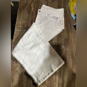 Old Navy Crisp White Jeans